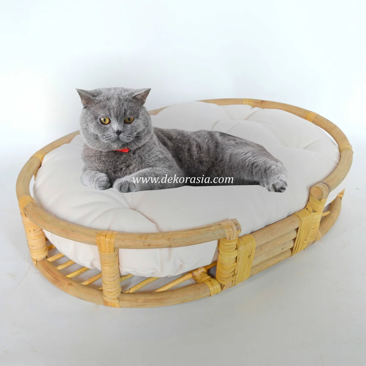 Rattan Pet Beds for Cats and Dogs Breathable Sofa Bed with Solid Pattern Pet Accessories